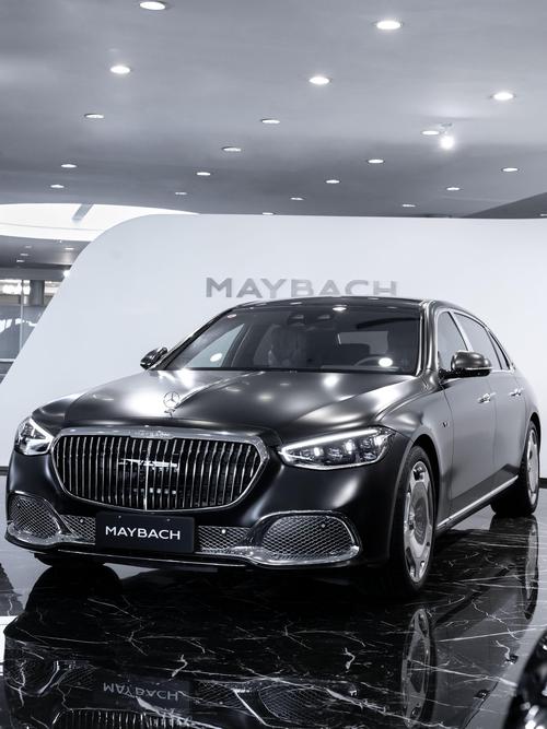 佛山178岚图汽车的售后服务让用户无忧出行，迈巴赫未来的豪华车趋势